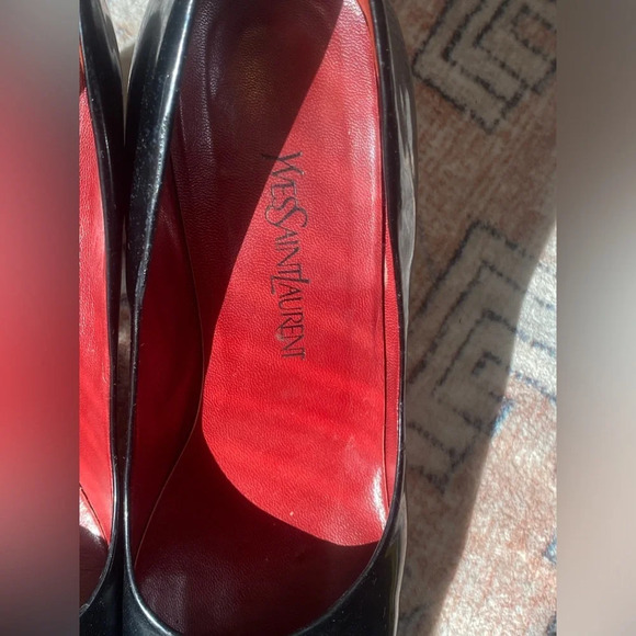 Vintage YVES SAINT LAURENT YSL Peep Toe Black Patent Leather High Heels Size 9.5 - Picture 10 of 16